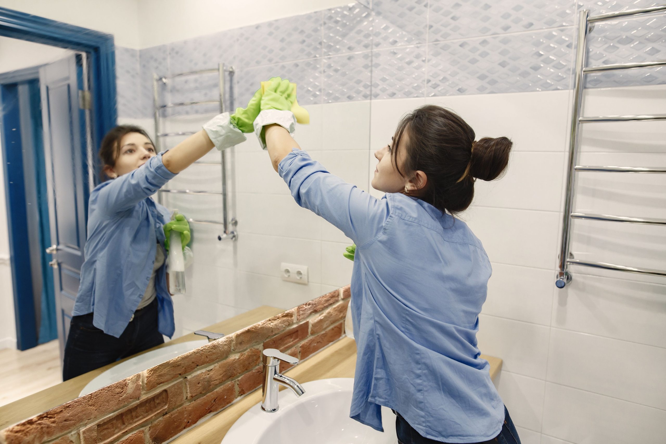 Deep Bathroom Cleaning Services